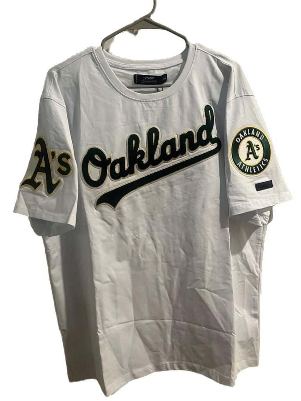 Pro Standard Oakland Athletics Classic Chenille Short Sleeve T-Shirt
